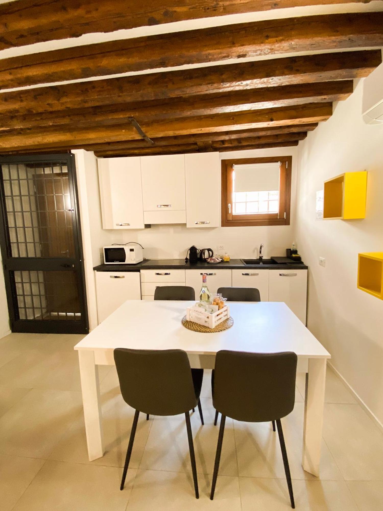 Isa Lovely Home In Венеция Екстериор снимка